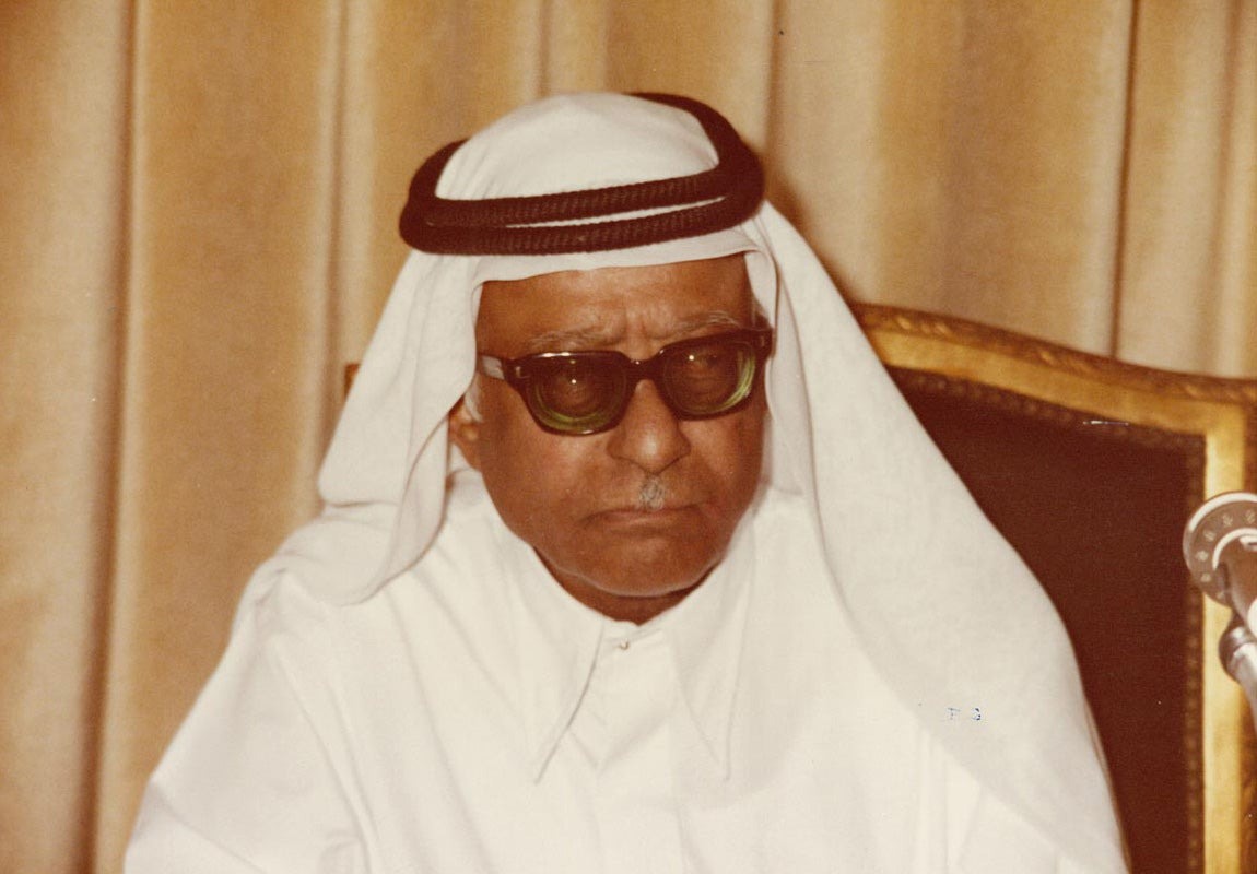 أحمد عبدالغفور العطار أثرى البحث اللغوي وأصدر العدد الأول من صحيفته الشهيرة من فندق 
