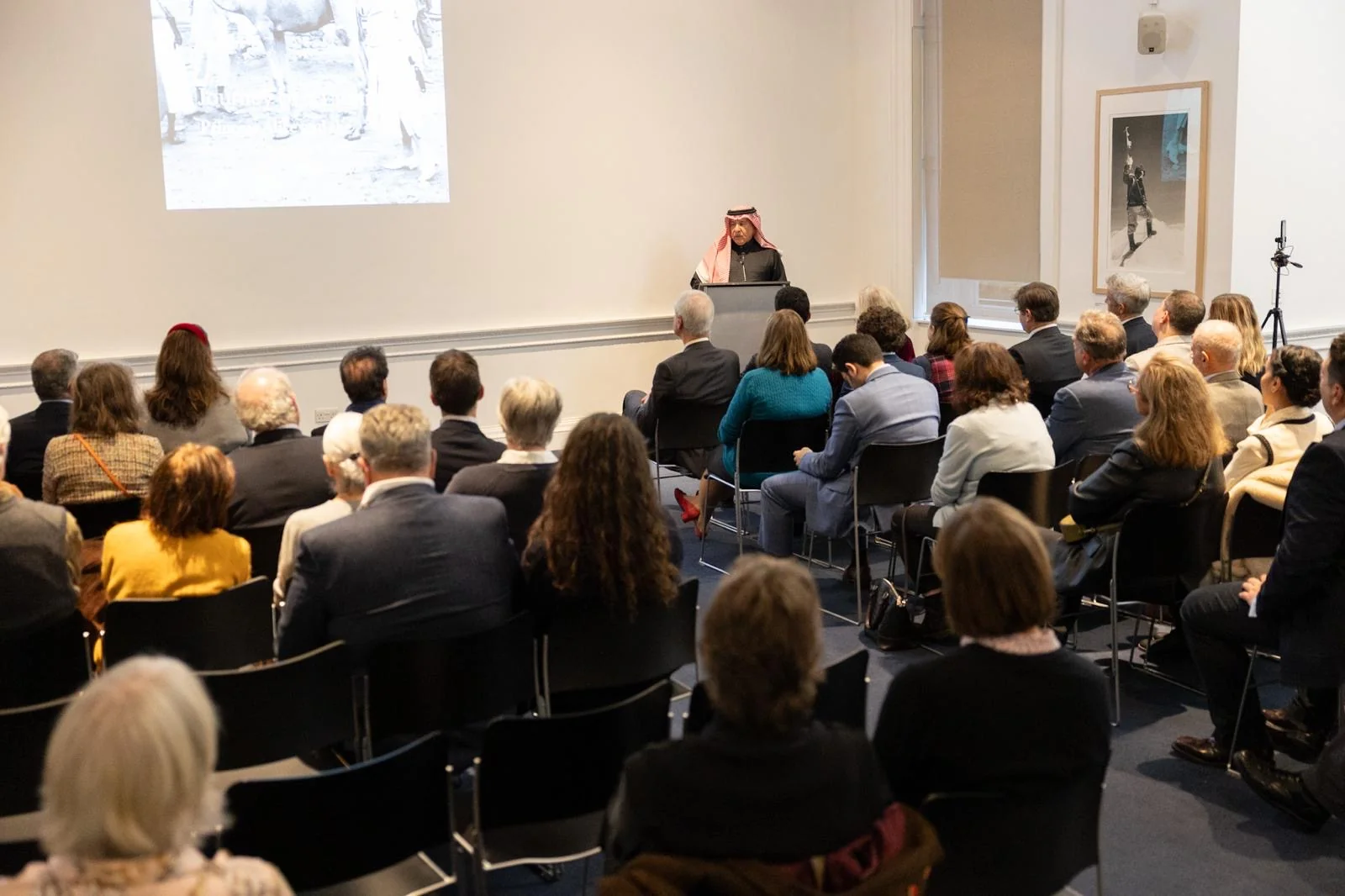 Library launches Princess Alice photo exhibition in London